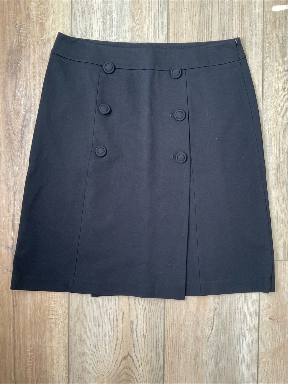 NWT Talbots Classic Minimalist Black Button Detail Skirt Size 12 Dark Academia